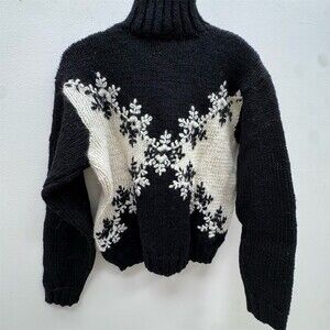 Express Tricot Sweater Womens M Black Ivory Floral Embroidered Turtleneck